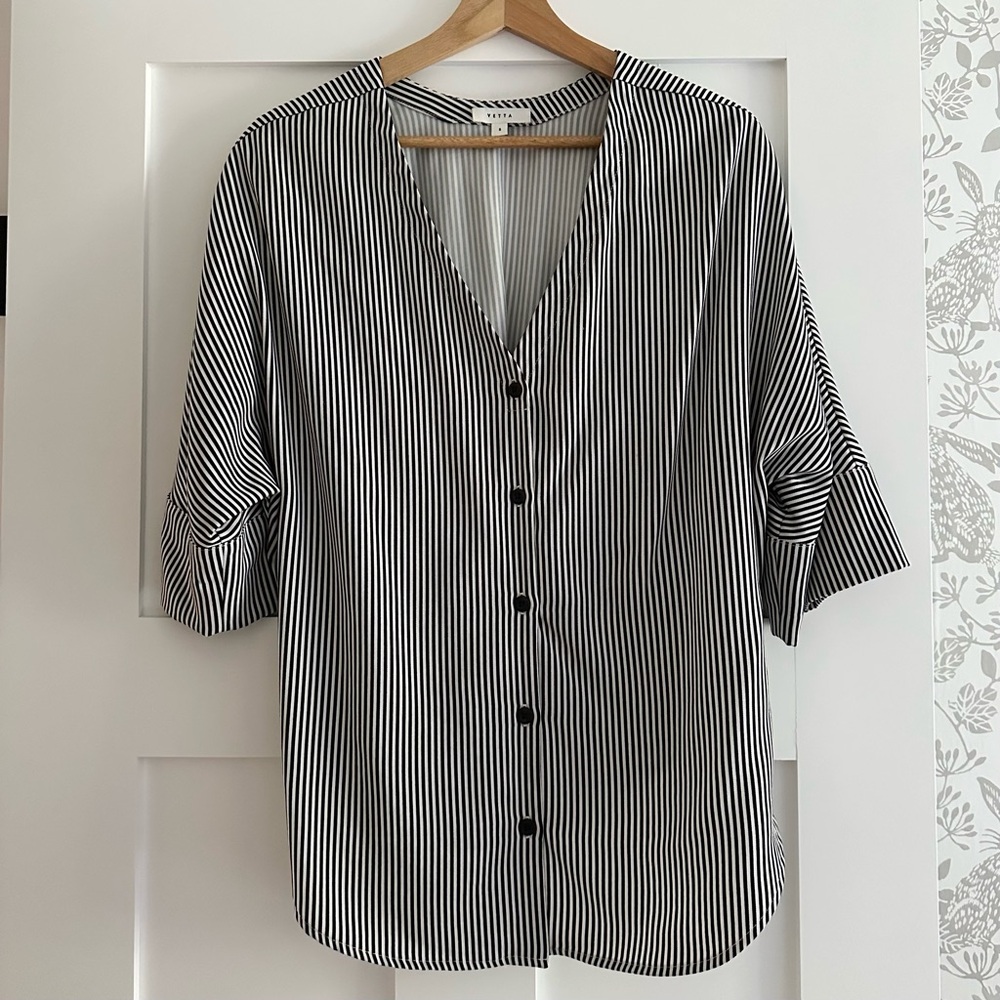 VETTA | Girlfriend Black and White Striped Button-Up Blouse